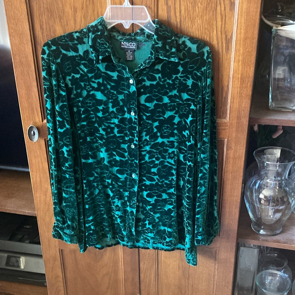 NYC Green Velvet Women's Top